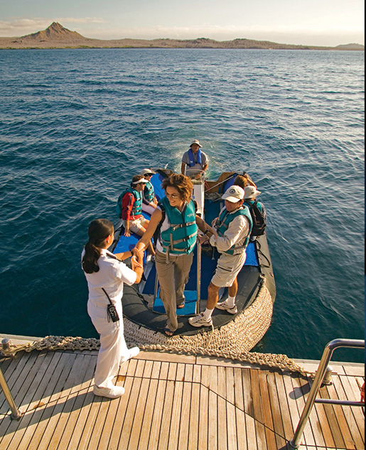 23_overland_galapagos_blog_body_celebrity_18
