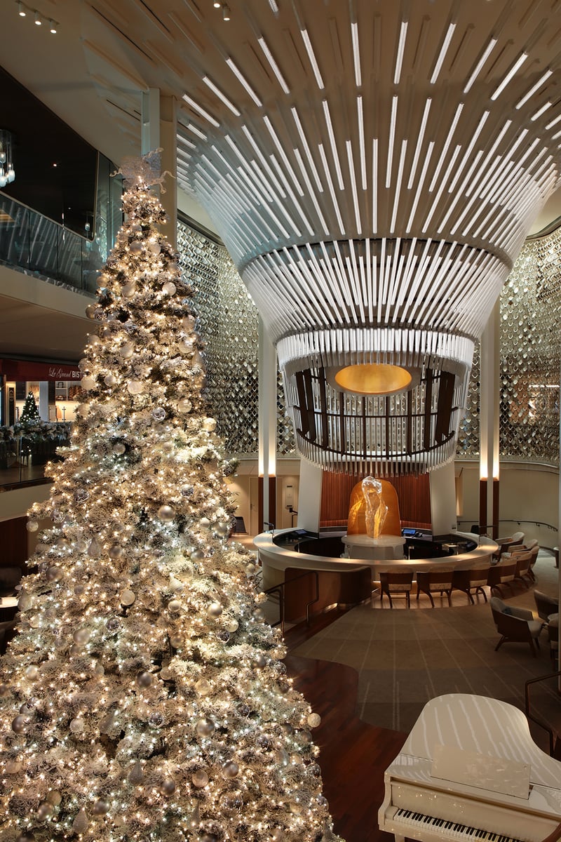 CEL_EG_Grand_Plaza_Holiday_Decor_2