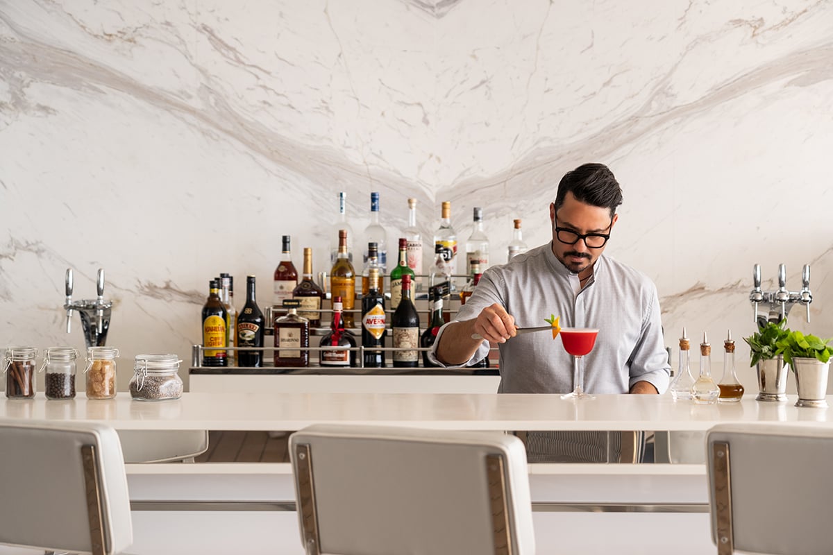 IL_2024_Mistral Bar_002