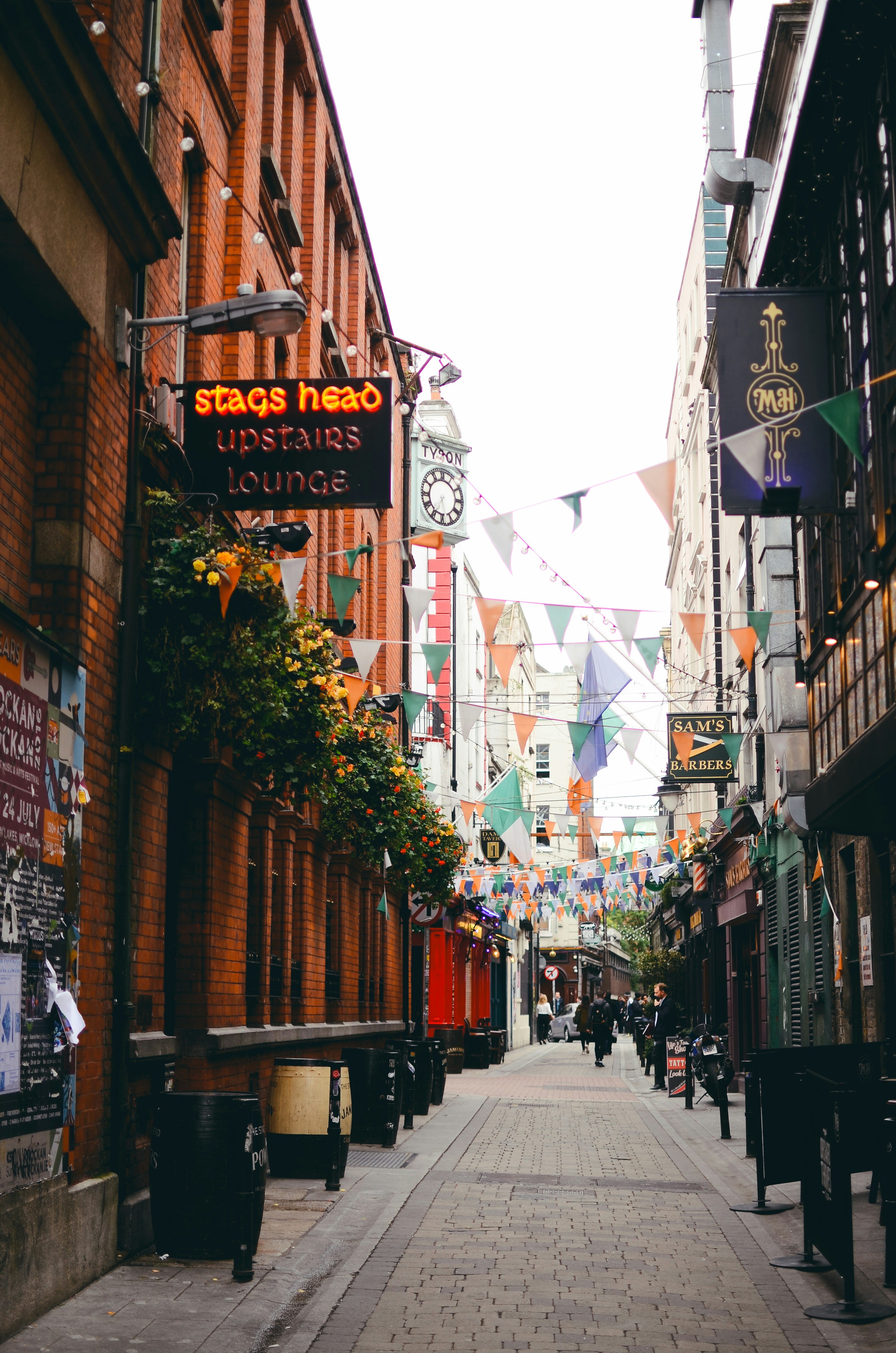 christian-bowen-JXX_GonMj5s-unsplash