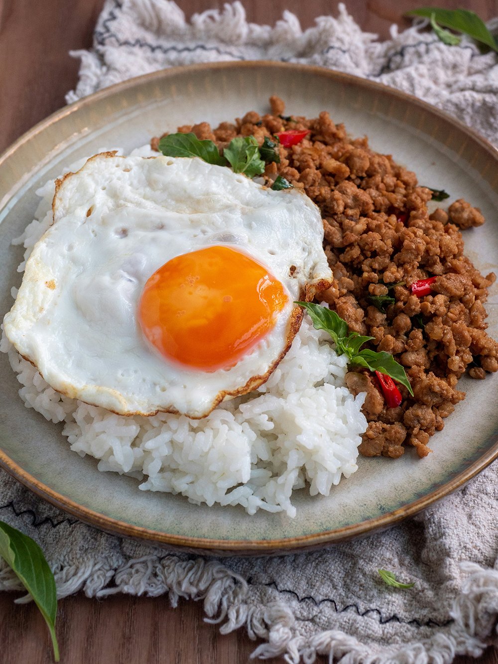 pad ker pao thailand unsplash