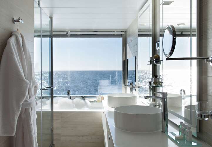 ponant bathroom 