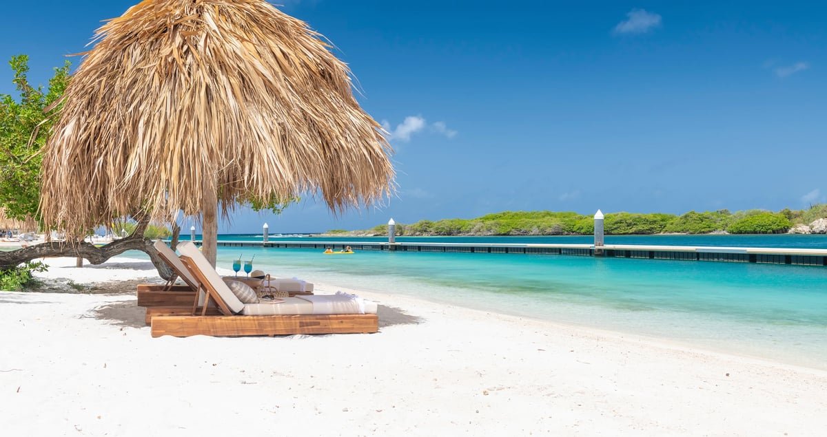 sandals-curacao-beach